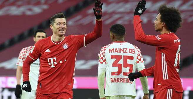 Bundesliga : Le Bayern se rebiffe, Lewandowski hors concours