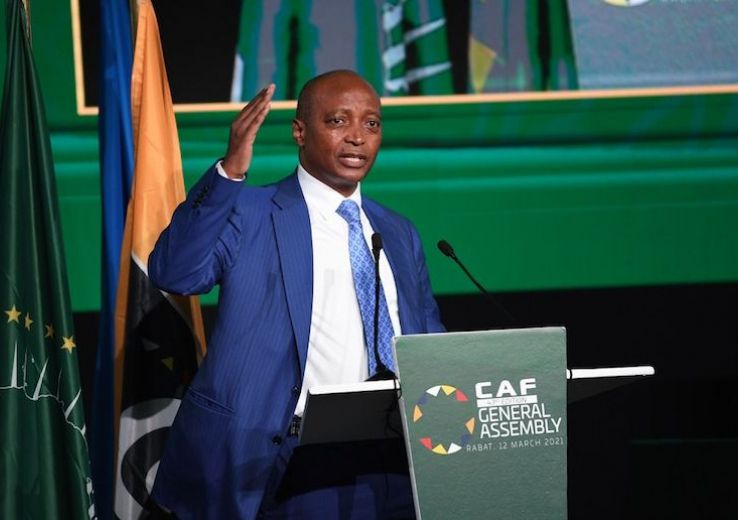 Le président de la CAF salue l’engagement de la FRMF pour le développement du football en Afrique