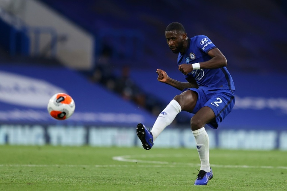 Chelsea : Antonio Rudiger parti pour rester !