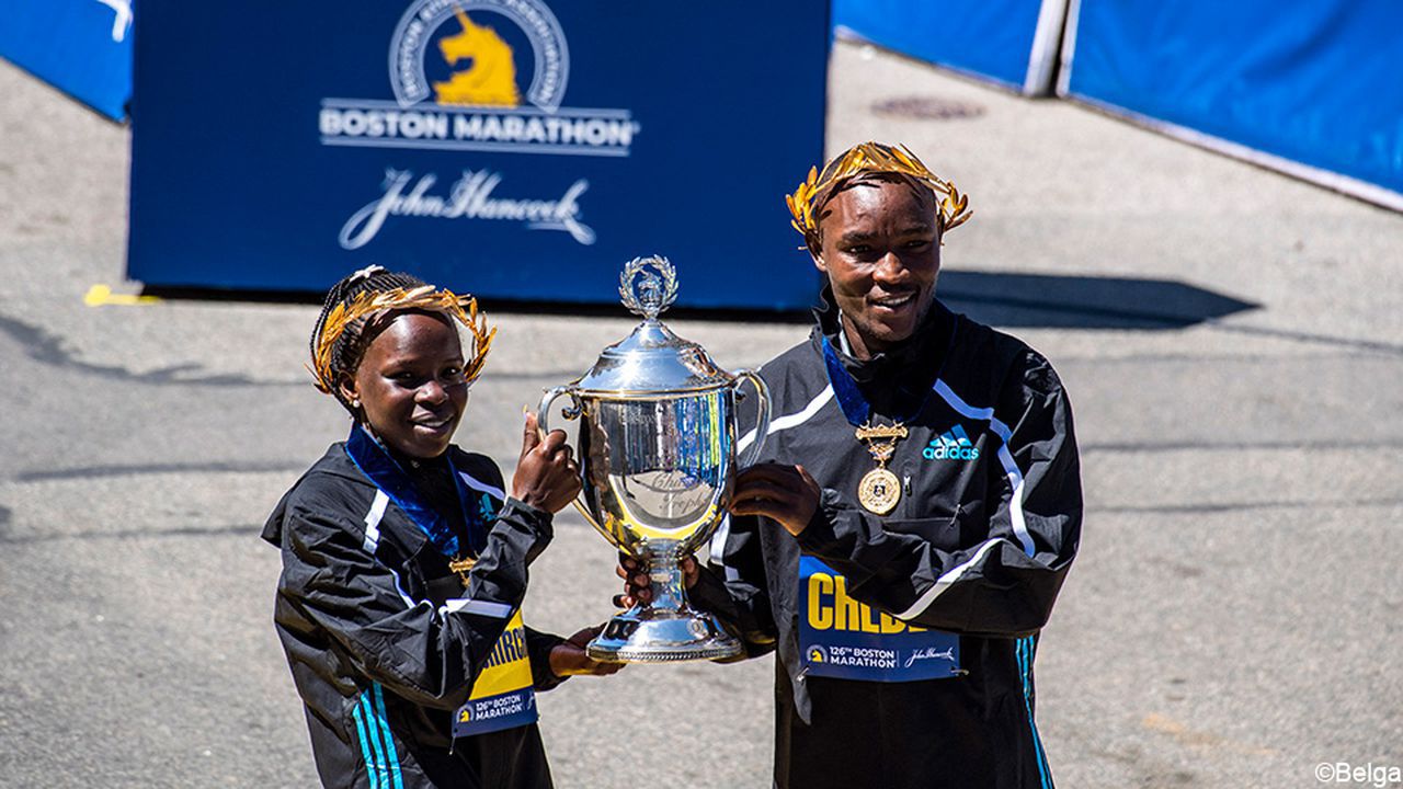 Marathon de Boston : Les Kenyans très forts, 3 sur le podium masculin, 2 sur le podium féminin !