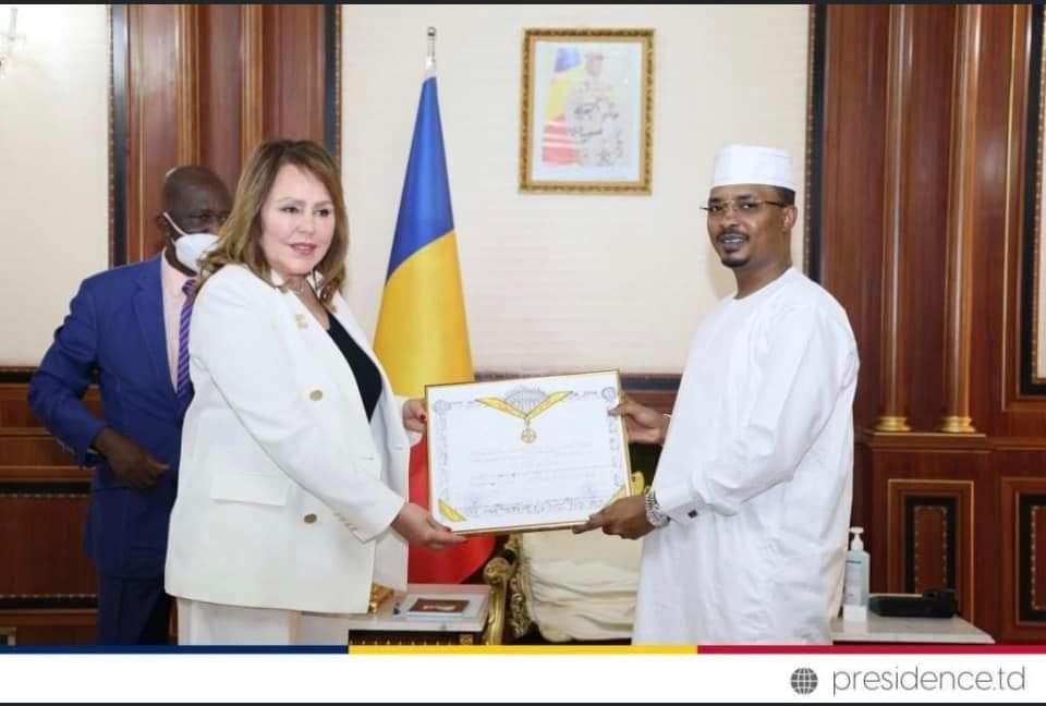 Volley-ball : Bouchra Hajij, présidente de la CAVB, élevée au rang d'officier de l’Ordre National du Tchad