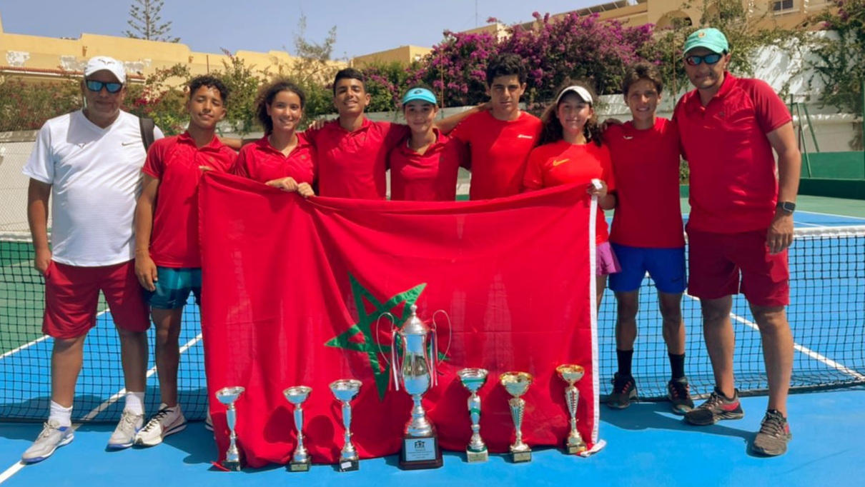 Nos champions d'Afrique avec leur belle moisson.