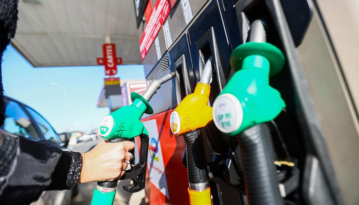 Prix des carburants : des députés proposent le plafonnement provisoire