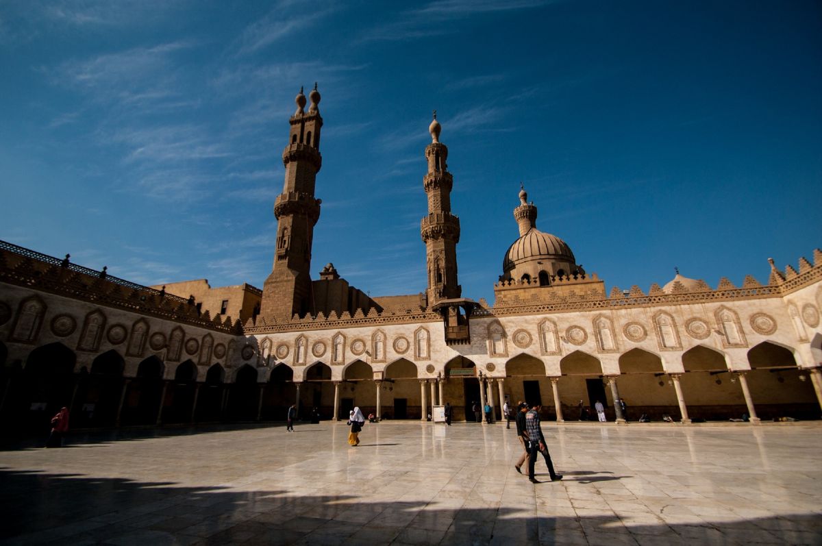 Autodafé du Saint Coran en Suède : Al-Azhar salue la position du Maroc 