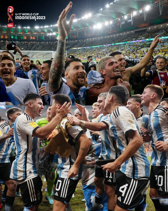 Joie argentine non-stop ! Battre le Brésil deux fois en une semaine, cela se fête !