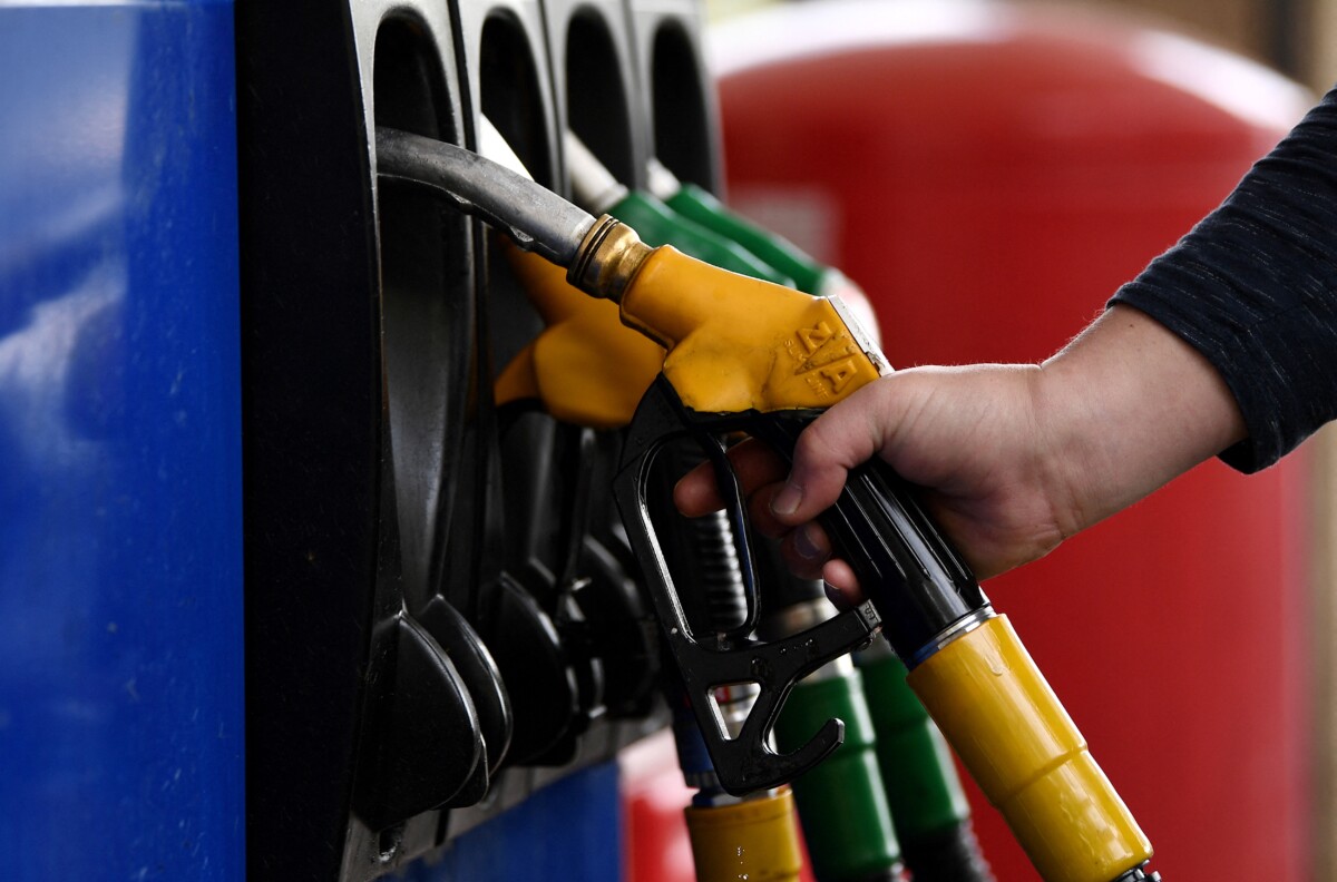 Carburants : la nouvelle baisse des prix à la pompe se confirme 