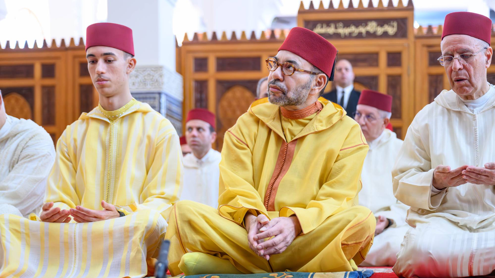 SM le Roi accomplit la prière du vendredi à la mosquée "le Prince Héritier Moulay El Hassan" à Salé