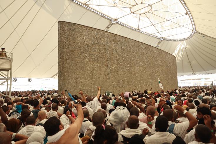 Hajj: Les pèlerins entament le rituel de la lapidation des stèles