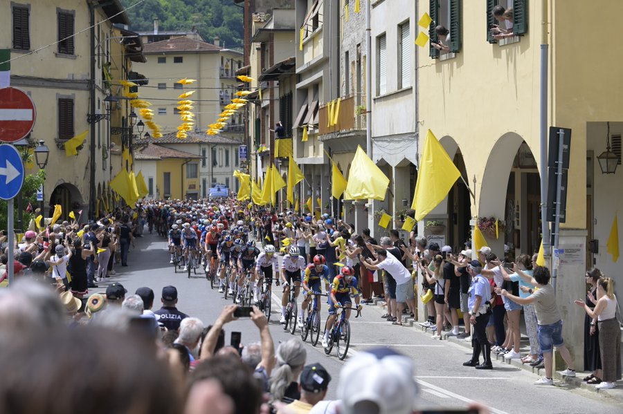 111e Édition du Tour de France /  Une première : Départ de Florence (Italie), épilogue à Nice