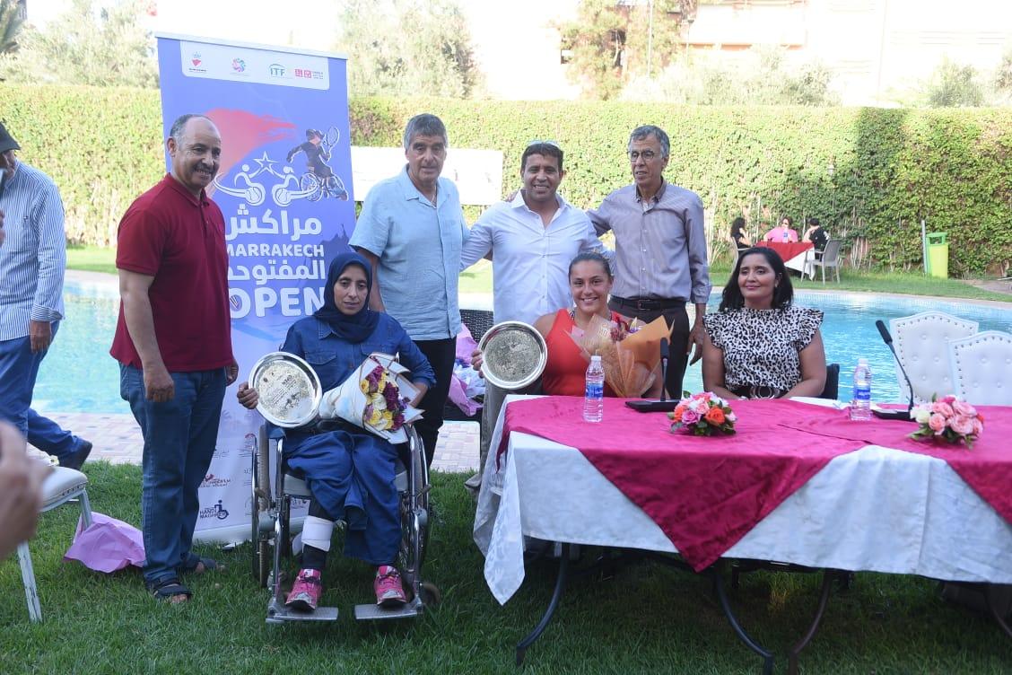 Tennis en fauteuil roulant : 11 pays et 33 joueurs de la section marocaine participent au premier tournoi international de Marrakech 2024