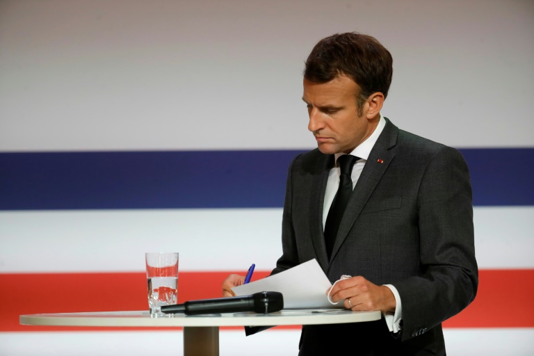 France : Macron met tout le monde en désaccord