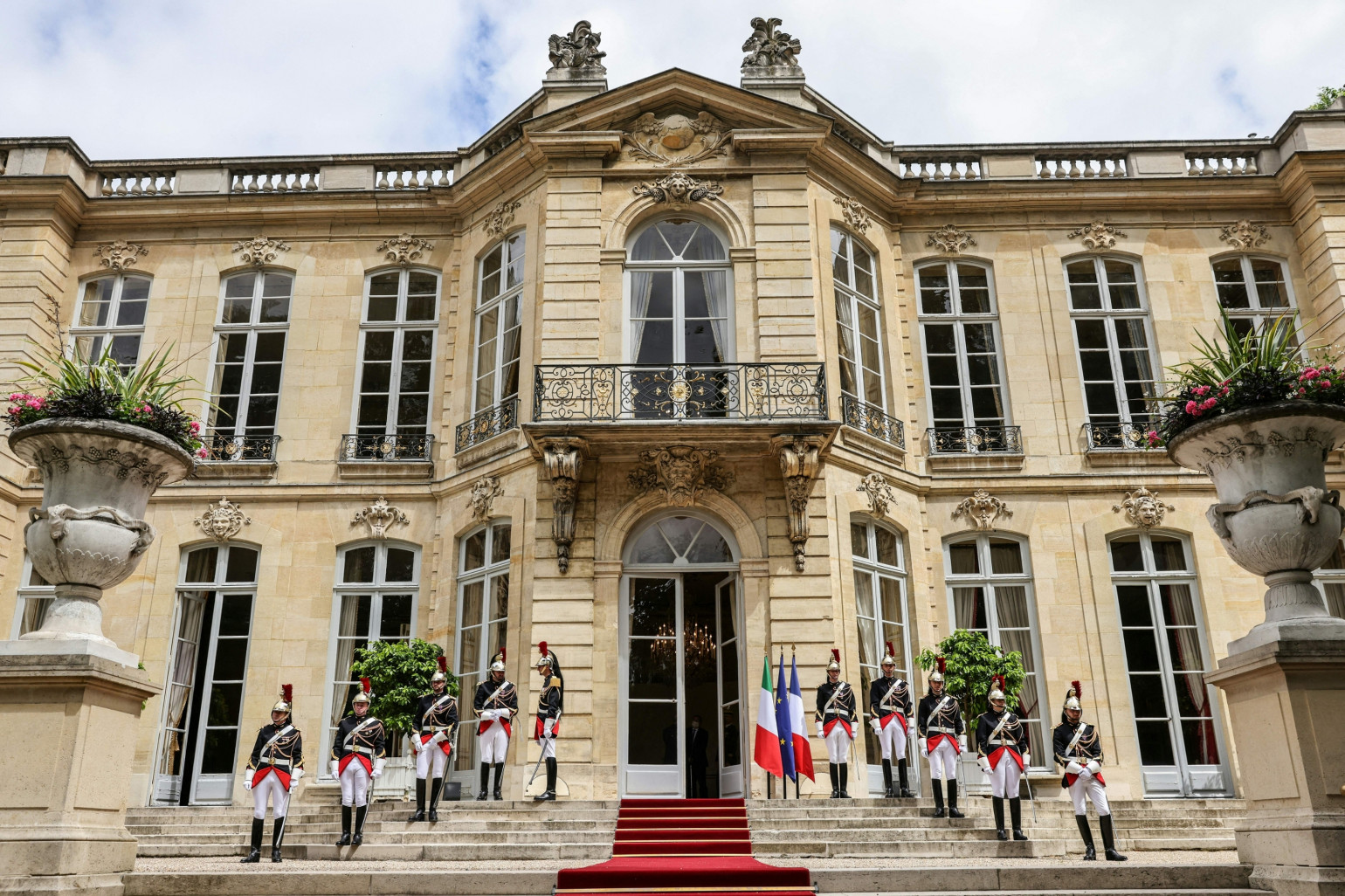 France : Tension à gauche pour un Premier ministre