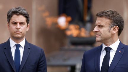 France : Macron accepte la démission du gouvernement, le flou politique perdure