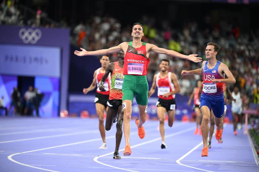 Le champion marocain de 3000m steeple entre dans le cercle très fermé des multi-médaillés marocains, avec deux médailles d'or, une à Tokyo et désormais, une à Paris.