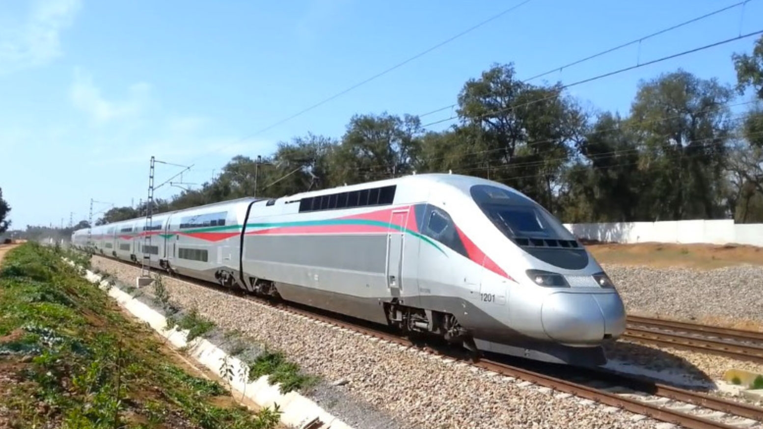 Lignes ferroviaires: Le projet de TGV Rabat-Fès entame sa deuxième phase