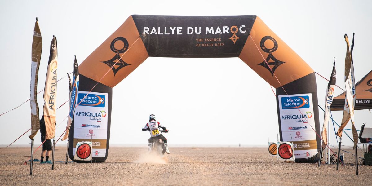 Coup d’envoi de la 25ème édition du Rallye du Maroc à Marrakech