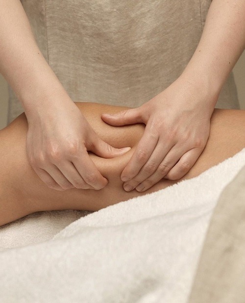 Massage : Le palper-rouler ou l'arme anti-cellulite qui fait parler