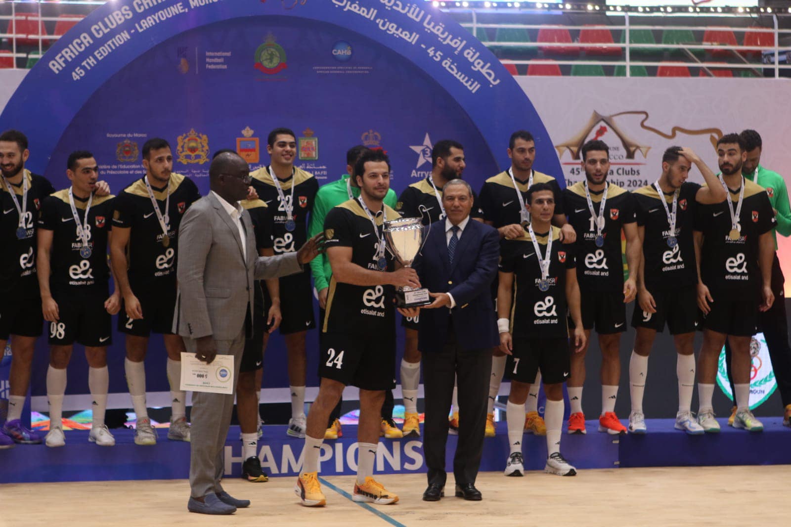  45e Championnat d’Afrique des Clubs Champions. Laâyoune 2024 : Al Ahly champion ; Derb Sultan au pied du podium 