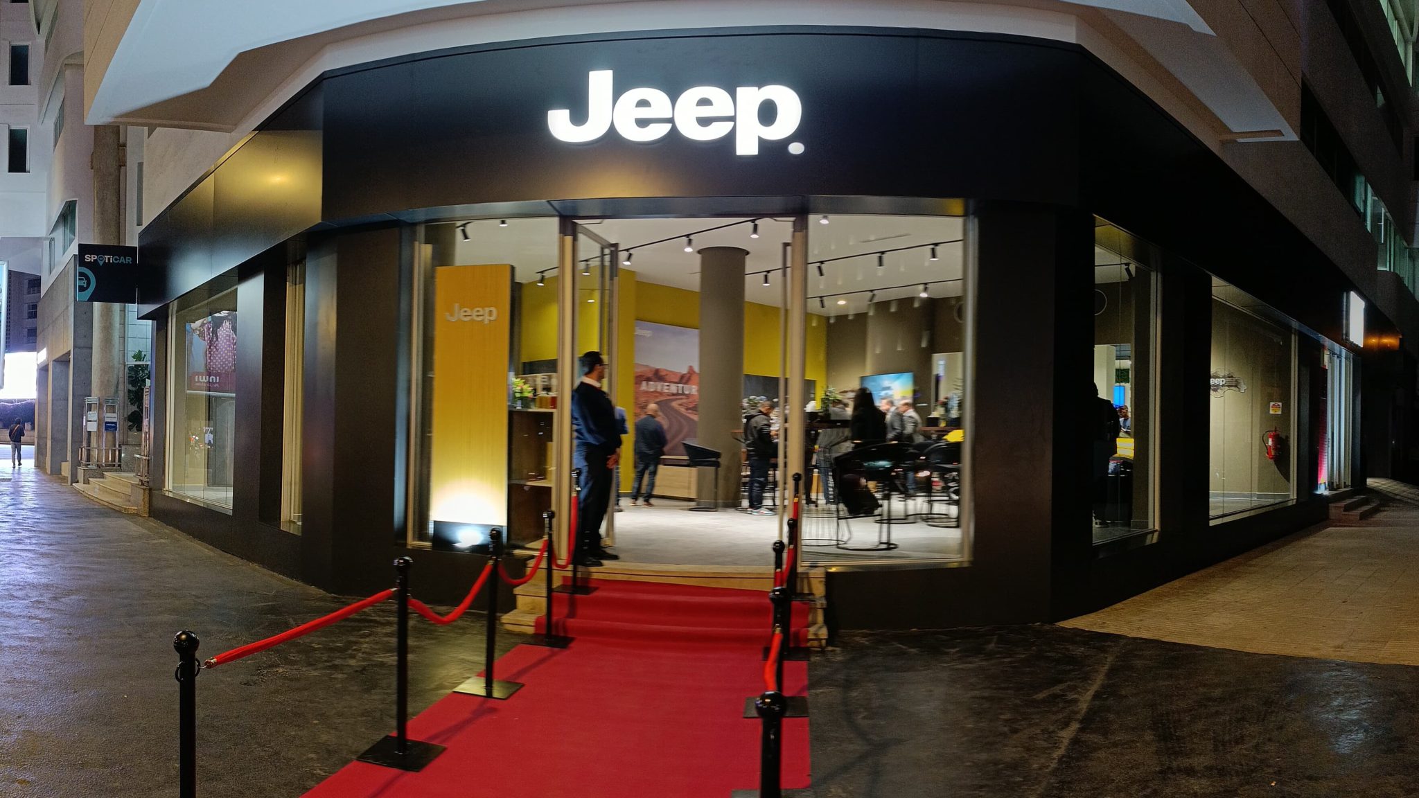 Stellantis Maroc - Fiat et Jeep retrouvent leur showroom historique à Casablanca