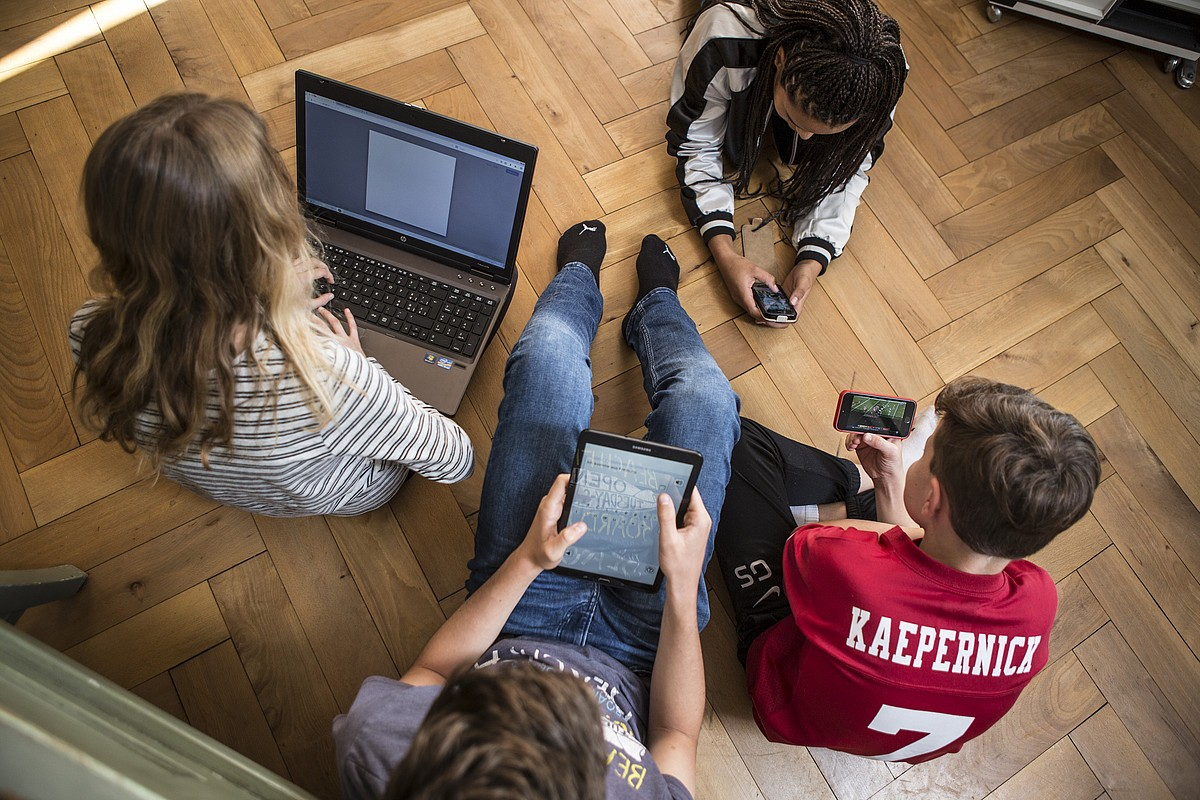 Enquête : Les réseaux sociaux, nouvel outil d'éducation aux droits de l’enfant