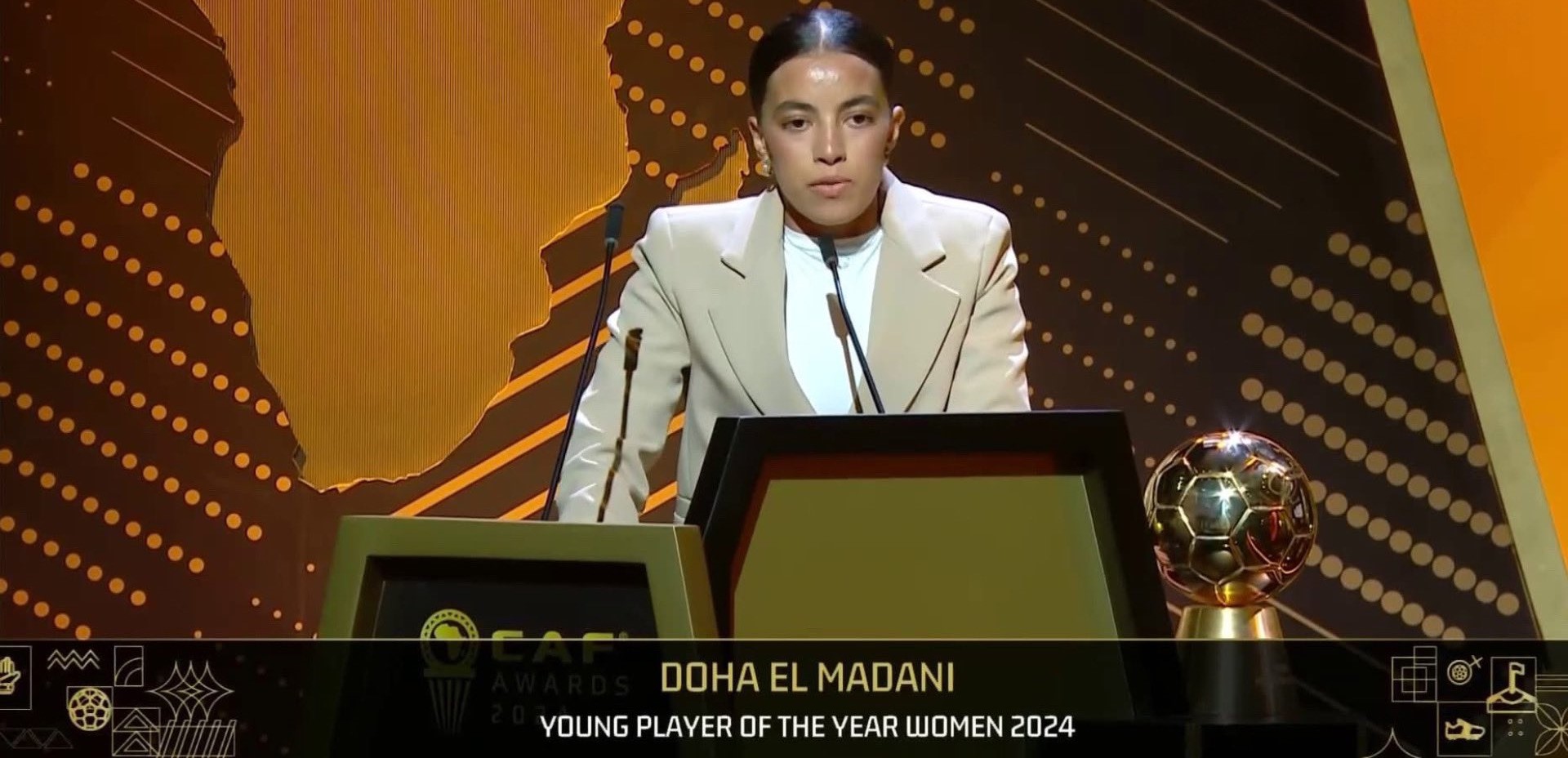 CAF Awards 24 : Doha El Madani meilleure jeune joueuse africaine