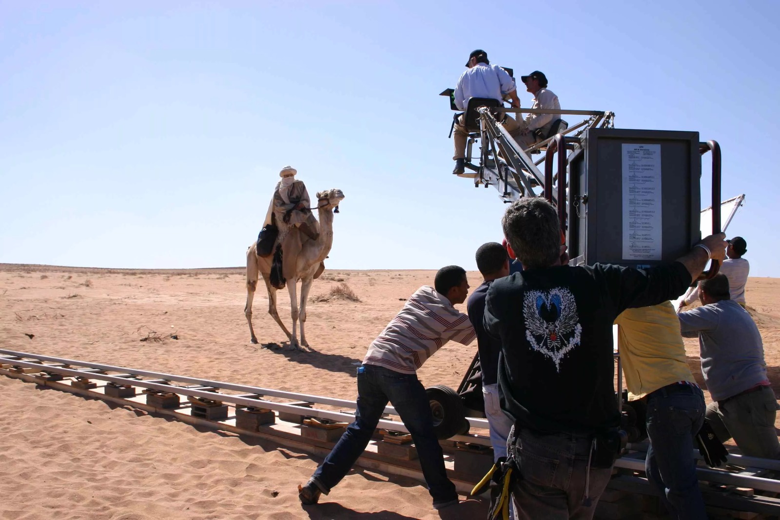 Placement de produits dans le cinéma  : Pratique lucrative qui peine à s’imposer au Maroc ! [INTÉGRAL]