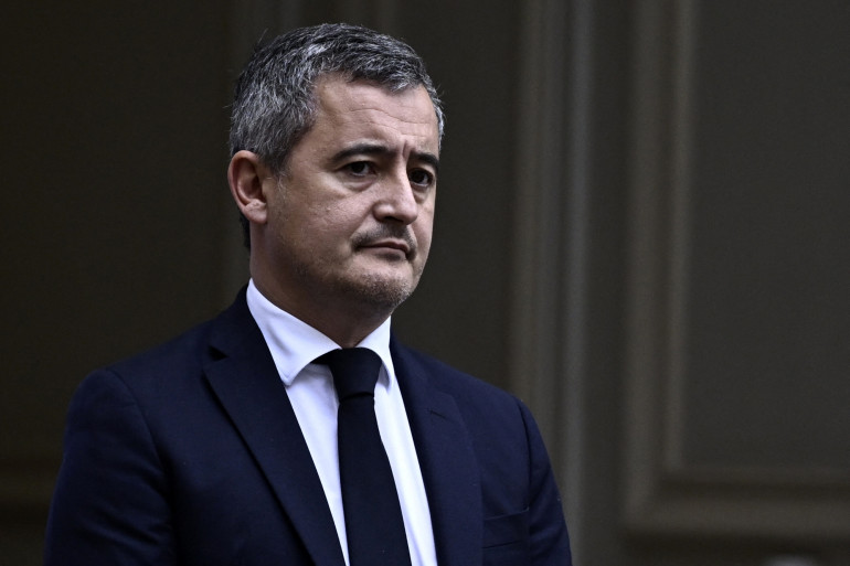 Algérie: Gérald Darmanin veut restaurer les visas pour la nomenklatura