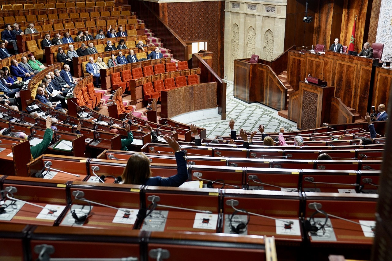 La Chambre des représentants approuve à l’unanimité un projet de loi relatif au Code des juridictions financières