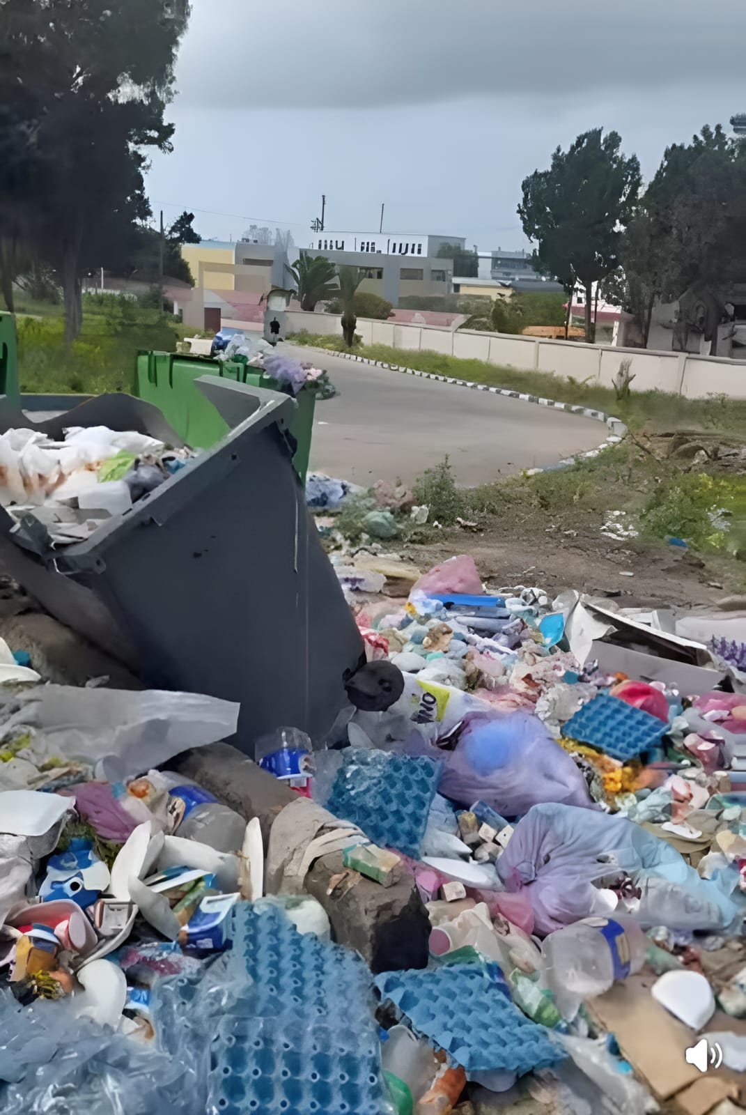 El Jadida: Des établissements scolaires croulent sous les déchets  -La gestion des déchets sur le sellette !