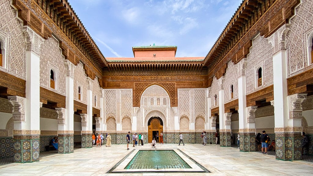 Retro-Verso : La mosquée Ben Youssef de Marrakech, un joyau du XIIème siècle