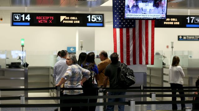 Les États-Unis imposent de nouvelles restrictions de visa pour les citoyens de 43 pays