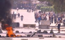 Tunisie : Poursuite des affrontements après le décès d’un jeune manifestant