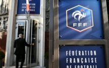 Fédération Française de Football : Le virus suspend le foot amateur départemental et régional