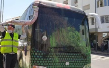 Le bus du Raja vandalisé dans le parking de l’hôtel du rassemblement à Rabat !?