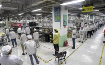 Covid-19 : La Chine confine la plus grande usine d’iPhone au monde