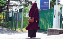 Abayas à l’école-France: Le CFCM lance un appel à la raison