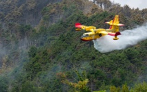 Feux de forêt : les FAR déploient deux avions Canadair au Portugal