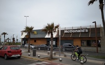 Casablanca-Ain Sebaa : Arrestation d'un dealer qui a percuté le personnel de McDonald avec sa voiture